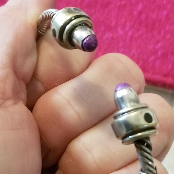 Beautiful Bali Design Sterling Silver Cable Bracelet with Purple Stone End Caps - Picture 7 of 10